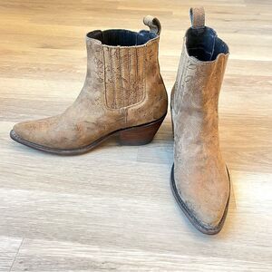 Liberty Black Simone Suede and Metallic Pointed Toe Ankle Boots in Camel size 10